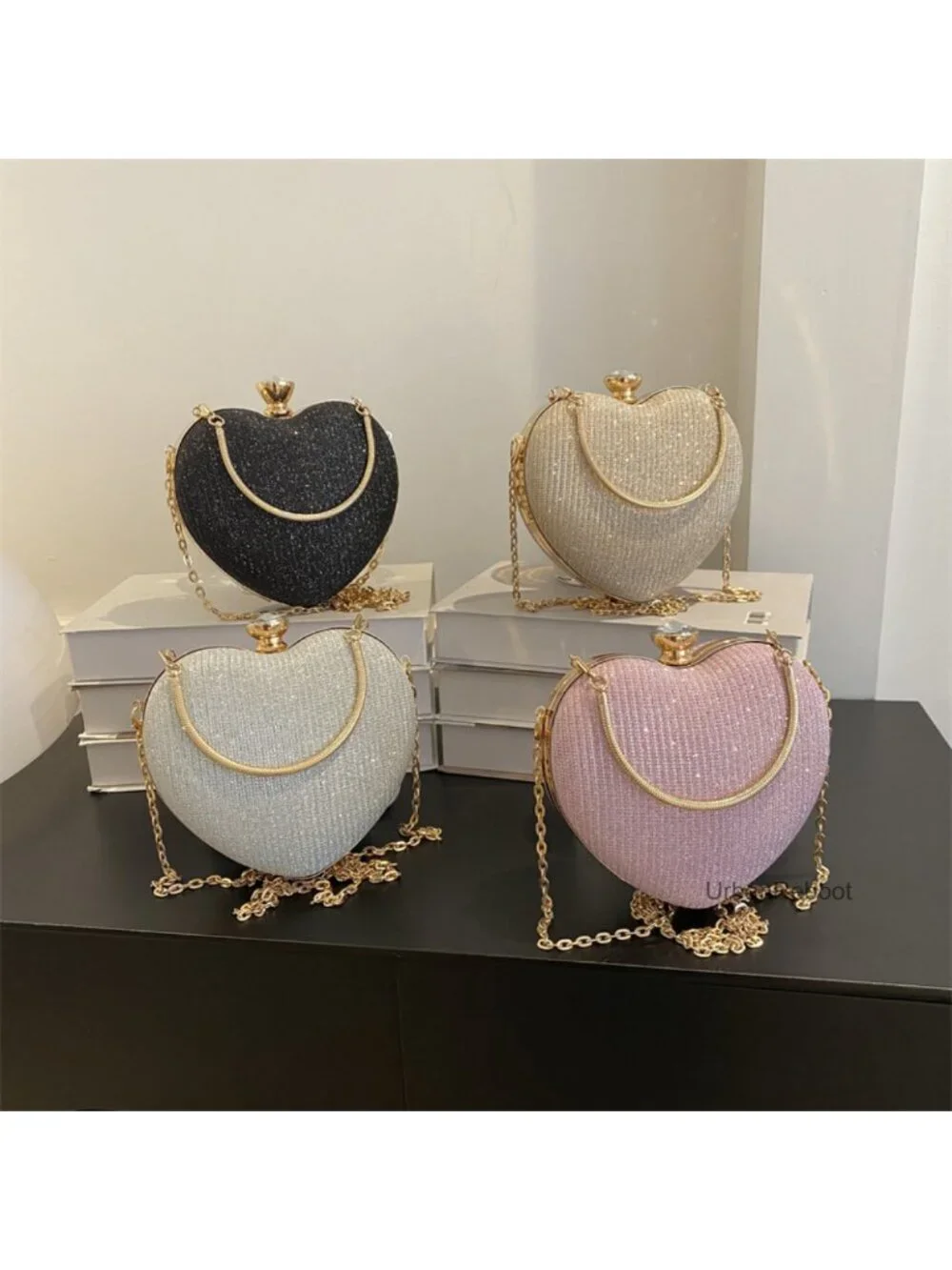 Glitter Heart Shape Clutch Mini Crossbody Bag with Chain Strap